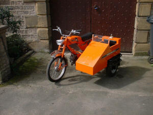 Engelse Batavus HS50 met zijspan