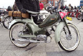 Batavus Bilonet G50 Toer 1956, foto is genomen op 25 september 2004, bij gelegenheid van het 100 jarig bestaan van Batavus, tijdens Councours d' Elegance